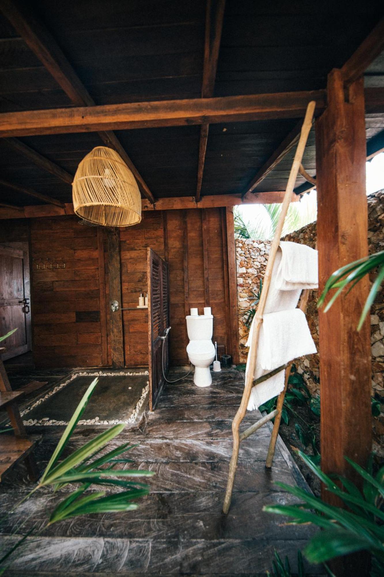 Villa Ellya Kuta  Bagian luar foto